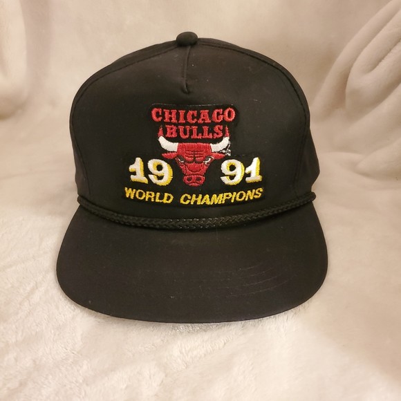Showcase Other - NWOT Vintage 1991 Chicago Bulls World Champions Hat